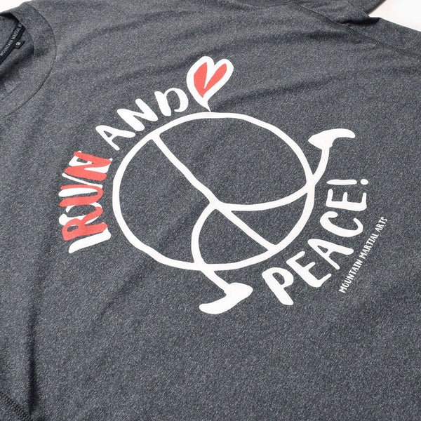 Run & Peace Tee（Unisex / Charcoal Gray）MMA