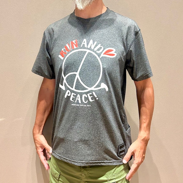 Run & Peace Tee（Unisex / Charcoal Gray）MMA