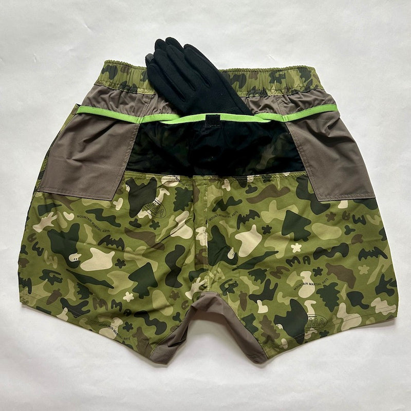 MMA×Jerry Ukai Ponchoman Camo Hike & Run Shorts（Unisex / Green）MMA