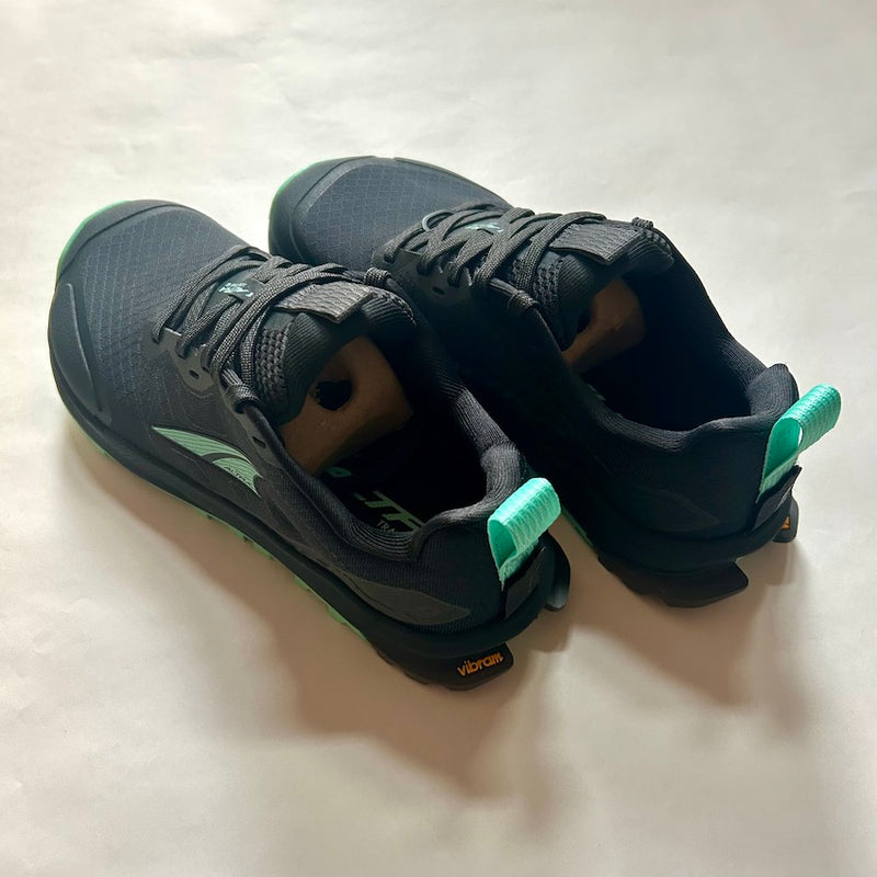 Lone Peak 9+ W（Women’s / Teal×Black）ALTRA