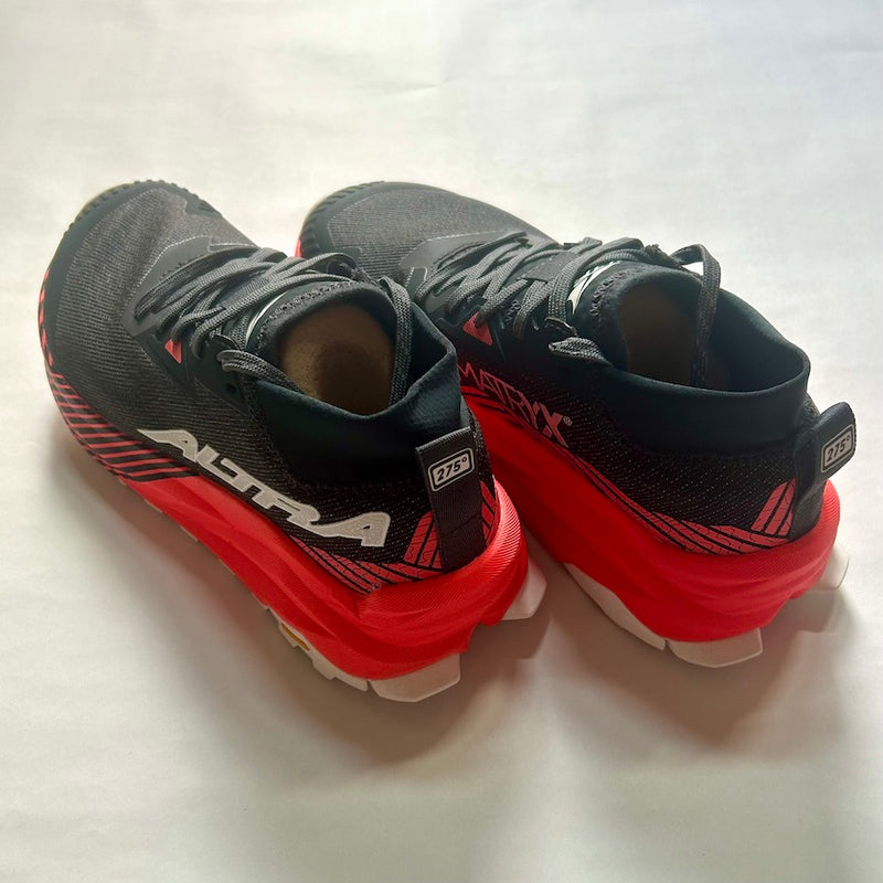 OLYMPUS 275（Women’s / Coral×Black）ALTRA