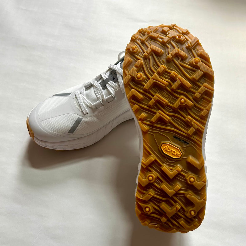 NORDA 001（Men’s / White Gum）norda