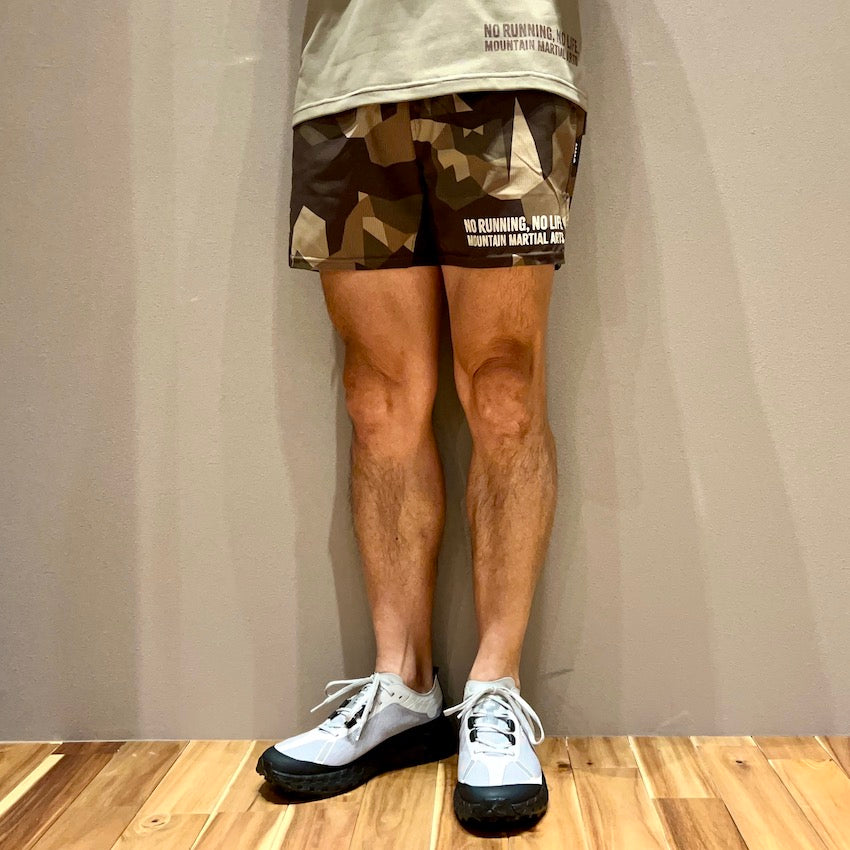 Racing Run Shorts V2.5（Unisex / Beige Camo）MMA – MONKEY CREW