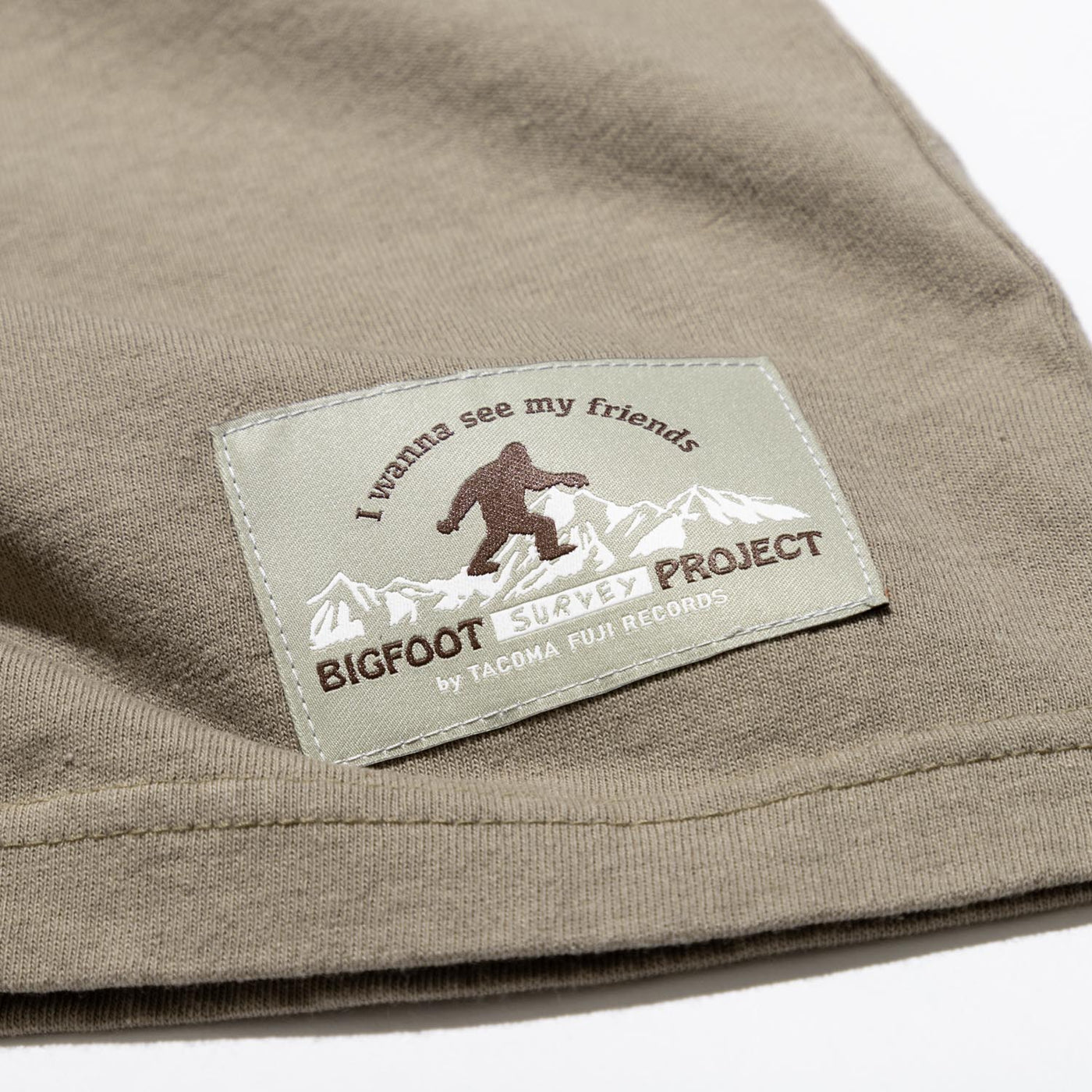 BIGFOOT SURVEY PROJECT LOGO（Unisex / Smoke Gray）TACOMA FUJI RECORDS –  MONKEY CREW（モンキークルー）